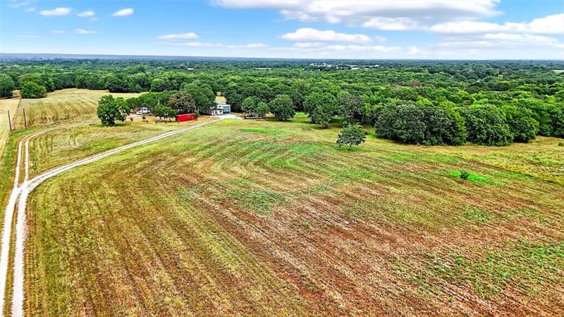 1200 County Road 1215, Savoy TX 75479 - Photo 9