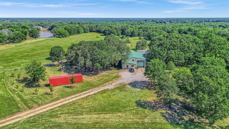 1200 County Road 1215, Savoy TX 75479 - Photo 10