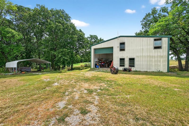 1200 County Road 1215, Savoy TX 75479 - Photo 15