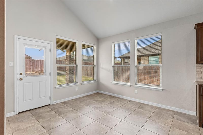 629 Dunster Lane, Saginaw TX 76131 - Photo 13
