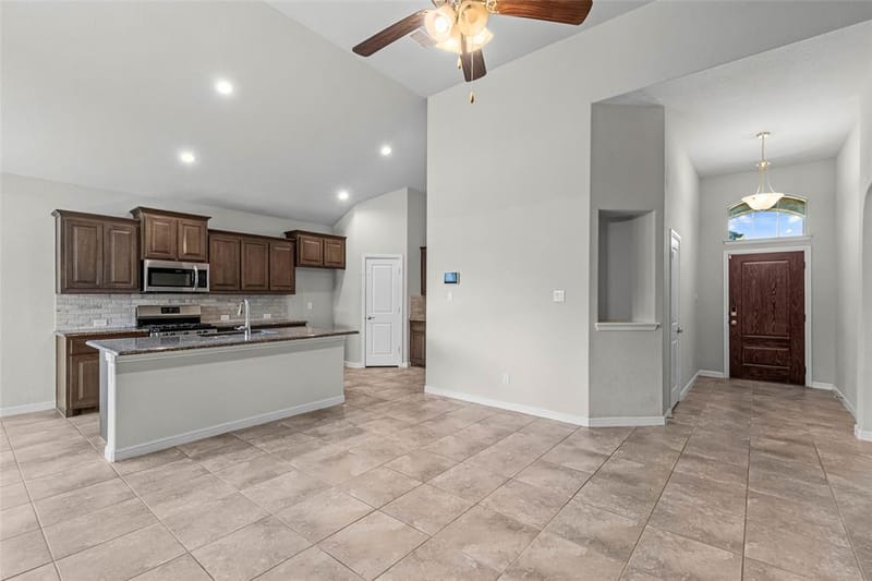 629 Dunster Lane, Saginaw TX 76131 - Photo 12