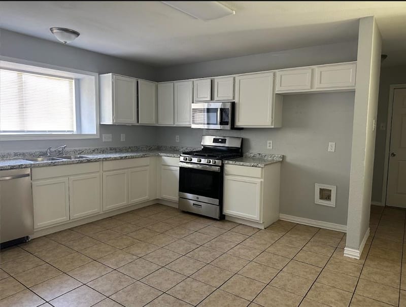 2217 Crestview Lane, Rowlett TX 75088 - Photo 3
