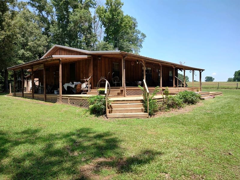 1061 County Road 1807, Yantis TX 75497