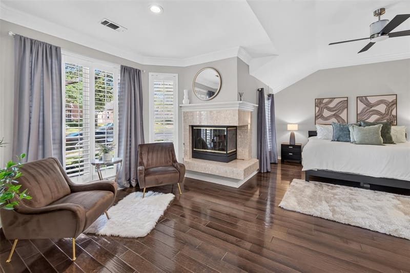 4404 Briar Hollow Drive, Plano TX 75093 - Photo 16