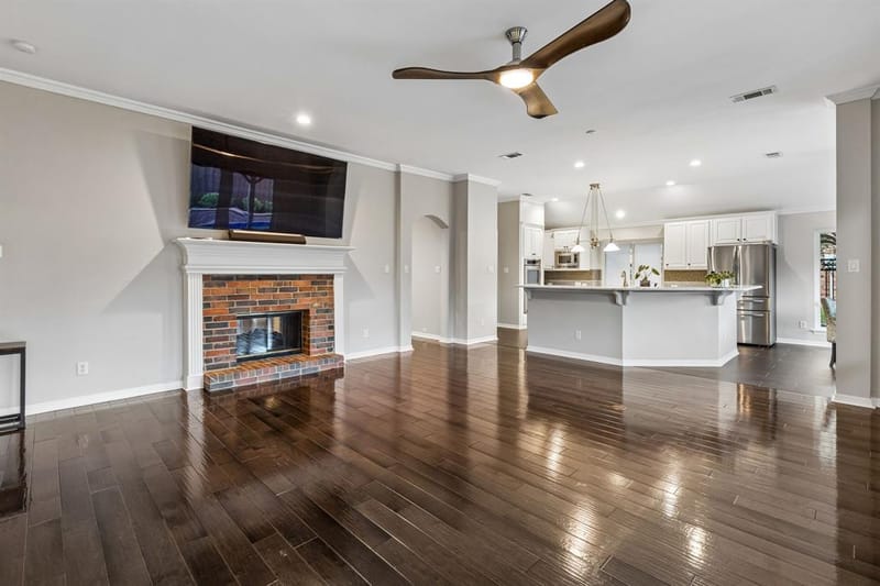 4404 Briar Hollow Drive, Plano TX 75093 - Photo 9