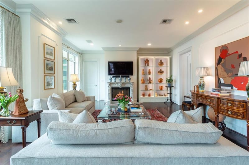 2525 N PEARL Street # 1004, Dallas TX 75201