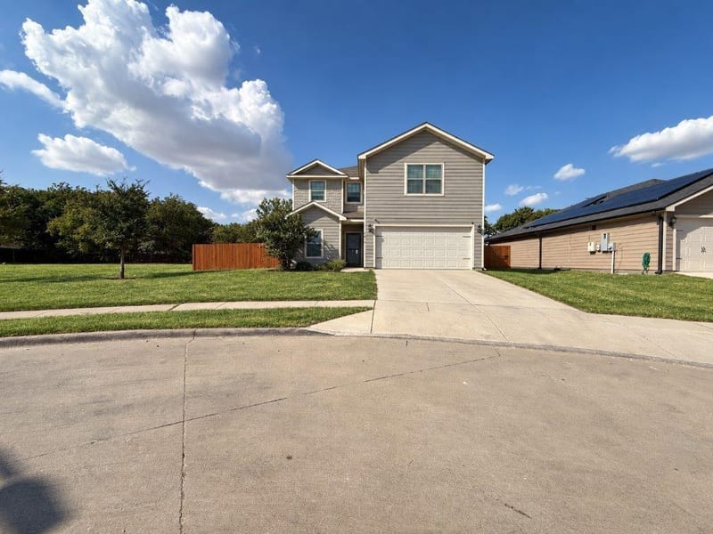 4616 Skipador Drive, Fort Worth TX 76179 - Photo 2