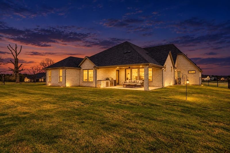2703 Village Road, Granbury TX 76049 - Photo 33