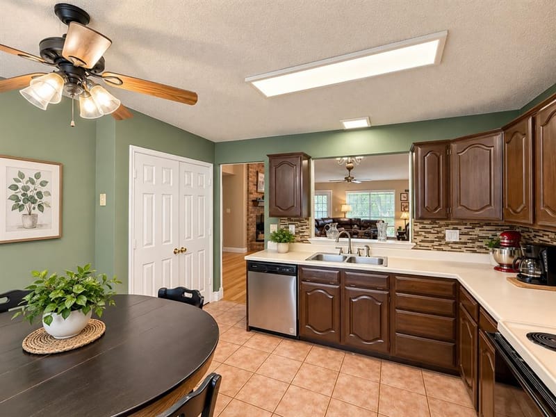 2705 Thunderbird Drive, Denton TX 76207 - Photo 8
