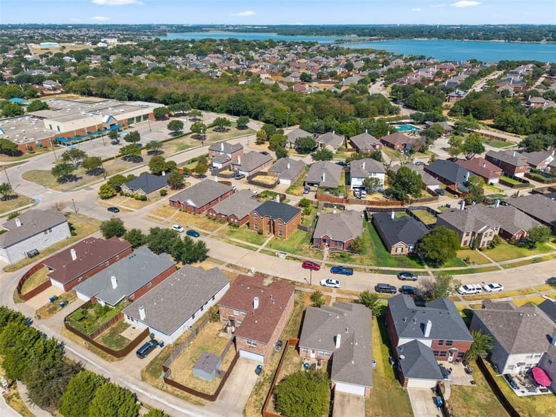 4413 Stirling Drive, Garland TX 75043 - Photo 3