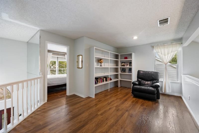 4305 Hudson Avenue, Grand Prairie TX 75052 - Photo 21