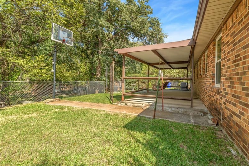 125 Glenhaven Drive, Azle TX 76020 - Photo 6
