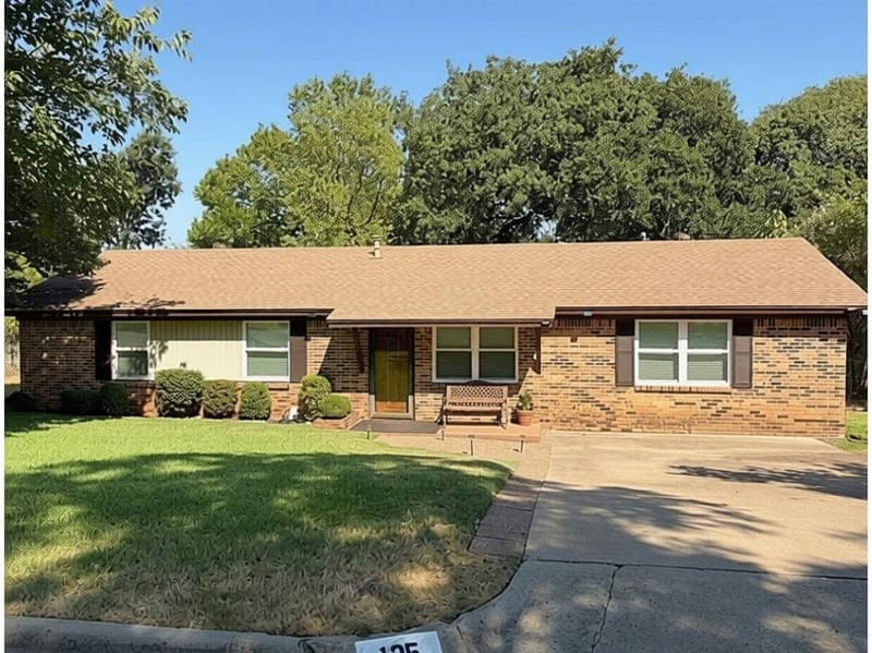 125 Glenhaven Drive, Azle TX 76020