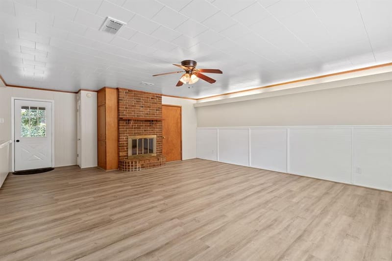 125 Glenhaven Drive, Azle TX 76020 - Photo 14