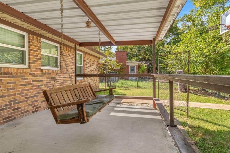 125 Glenhaven Drive, Azle TX 76020 - Photo 4