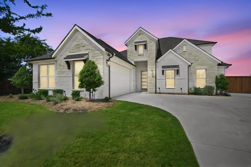 801 Brandi Ridge Drive, Midlothian TX 76065