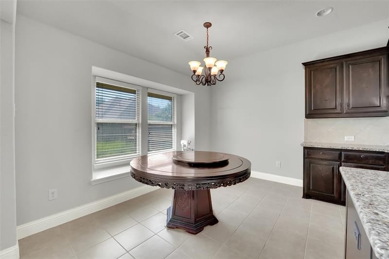 2743 Chimney Rock Road, Burleson TX 76028 - Photo 10