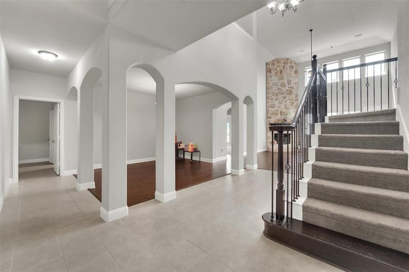 2743 Chimney Rock Road, Burleson TX 76028 - Photo 4