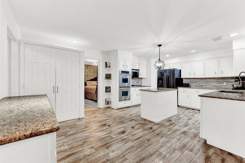 2521 Mollimar Drive, Plano TX 75075 - Photo 4