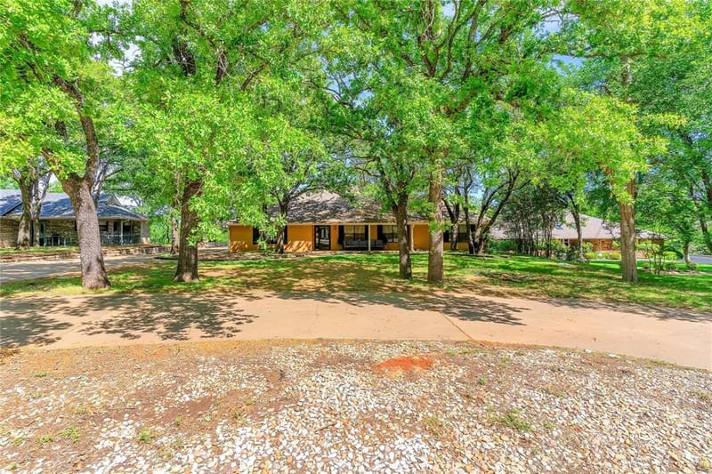 6212 Westover Drive, Granbury TX 76049 - Photo 32