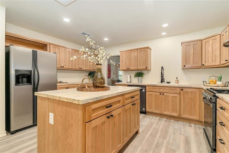 6212 Westover Drive, Granbury TX 76049 - Photo 10