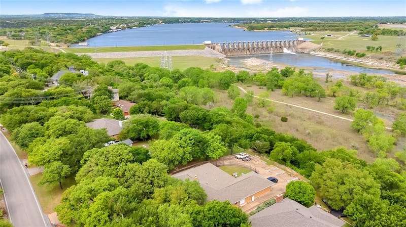 6212 Westover Drive, Granbury TX 76049 - Photo 31