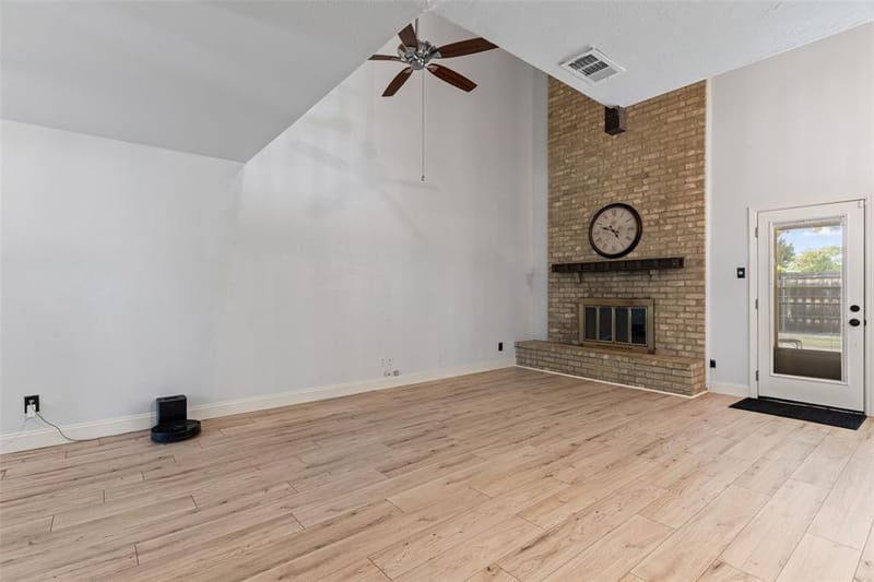 709 Royal Oaks Drive, Garland TX 75040 - Photo 6