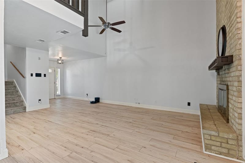 709 Royal Oaks Drive, Garland TX 75040 - Photo 5