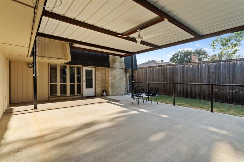 709 Royal Oaks Drive, Garland TX 75040 - Photo 30