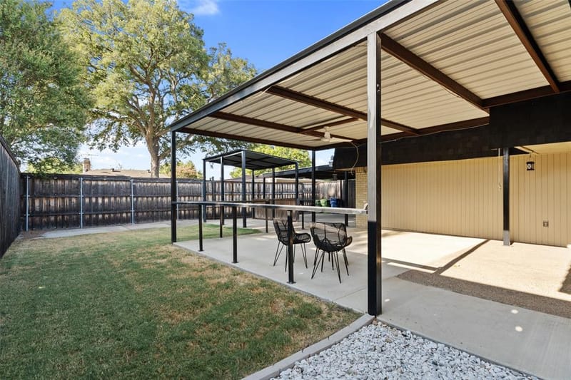 709 Royal Oaks Drive, Garland TX 75040 - Photo 29