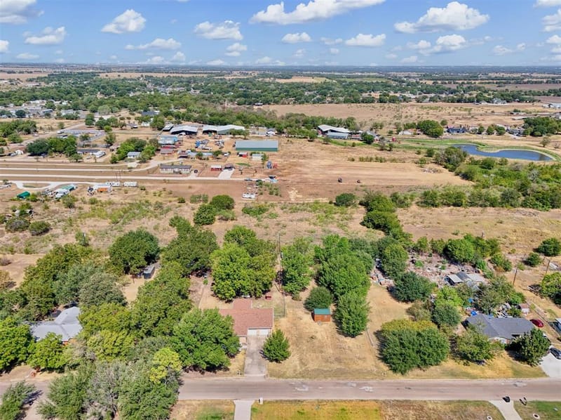 896 Randy Drive, Woodway TX 76712 - Photo 37