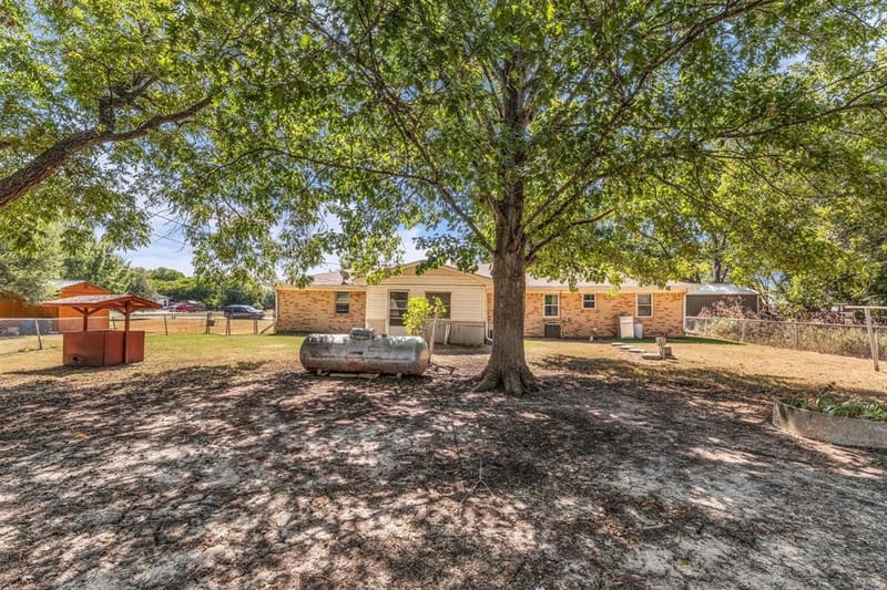 896 Randy Drive, Woodway TX 76712 - Photo 29