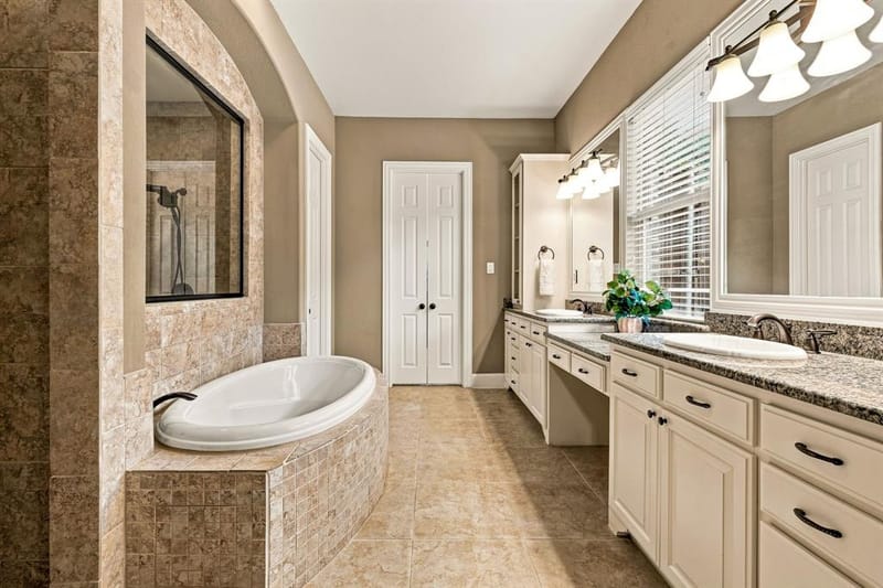 13456 Lyndhurst Drive, Frisco TX 75035 - Photo 15