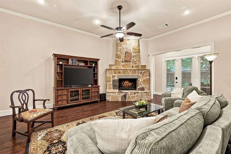 13456 Lyndhurst Drive, Frisco TX 75035 - Photo 8