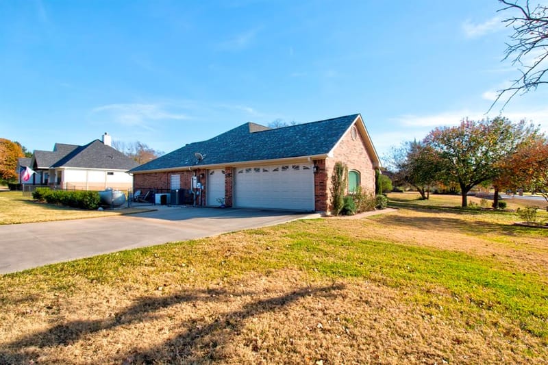 1321 Kiowa Drive E, Lake Kiowa TX 76240 - Photo 32