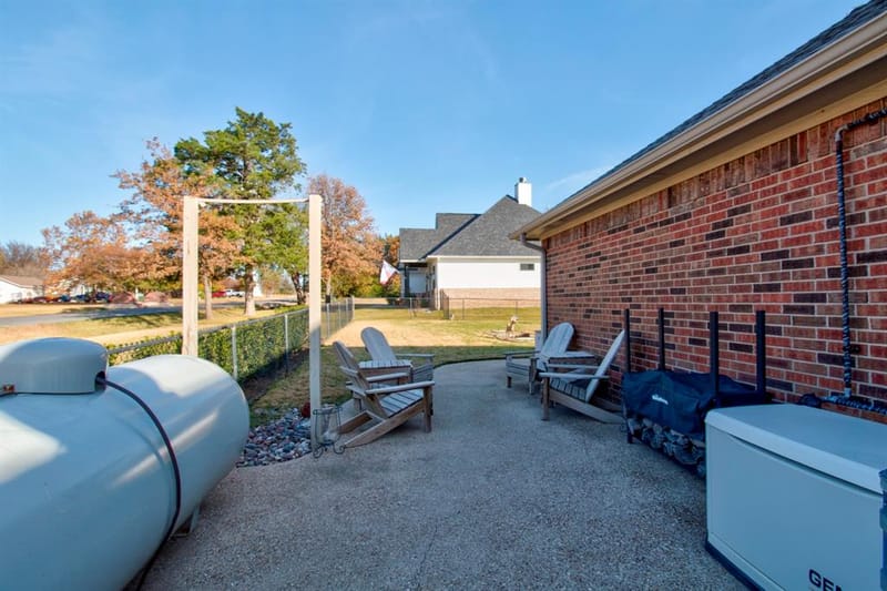 1321 Kiowa Drive E, Lake Kiowa TX 76240 - Photo 28
