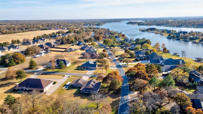 1321 Kiowa Drive E, Lake Kiowa TX 76240 - Photo 33
