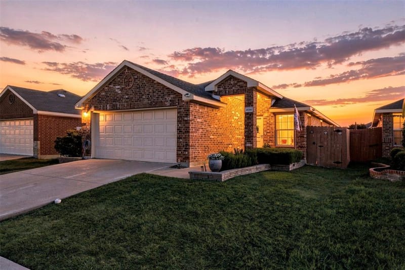 4036 Eagle Drive, Heartland TX 75126 - Photo 28