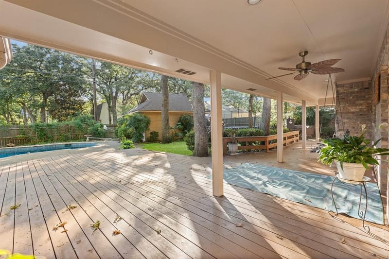 649 Parkridge Boulevard, Burleson TX 76028 - Photo 22