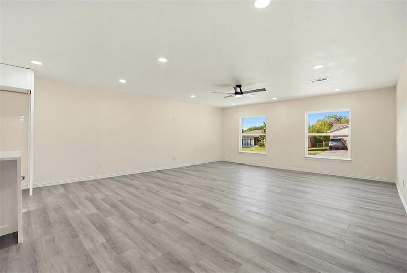 3030 Mark Twain Drive, Farmers Branch TX 75234 - Photo 6