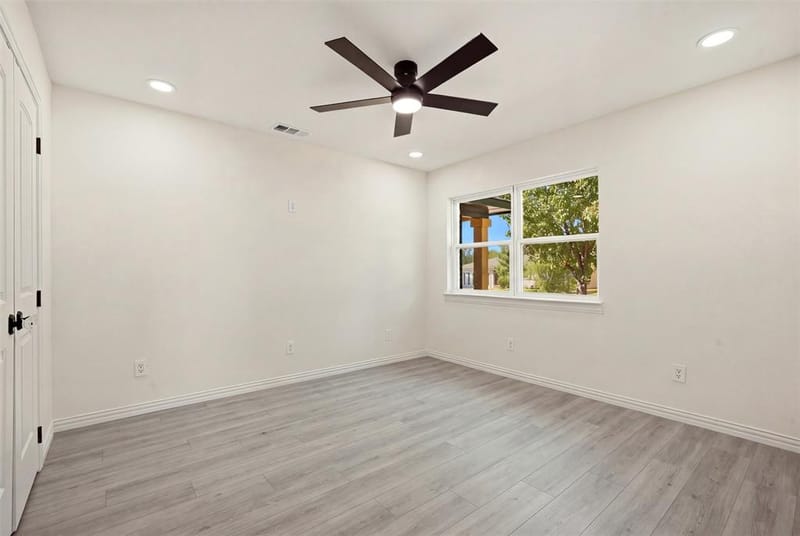 3030 Mark Twain Drive, Farmers Branch TX 75234 - Photo 17
