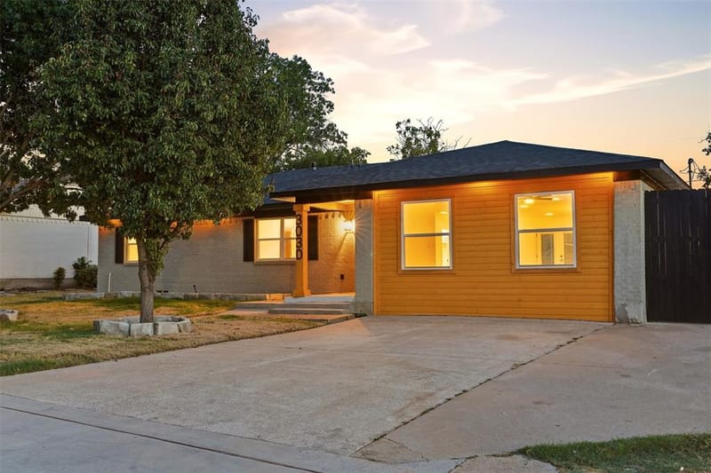 3030 Mark Twain Drive, Farmers Branch TX 75234