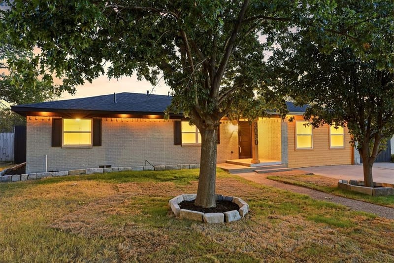 3030 Mark Twain Drive, Farmers Branch TX 75234 - Photo 33