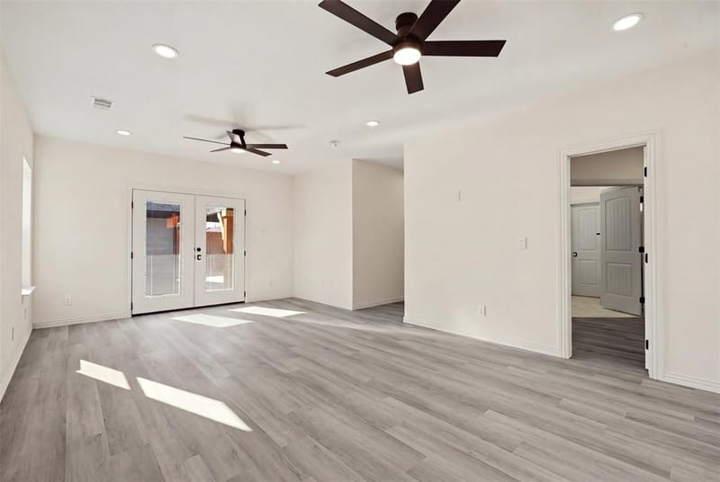 3030 Mark Twain Drive, Farmers Branch TX 75234 - Photo 11