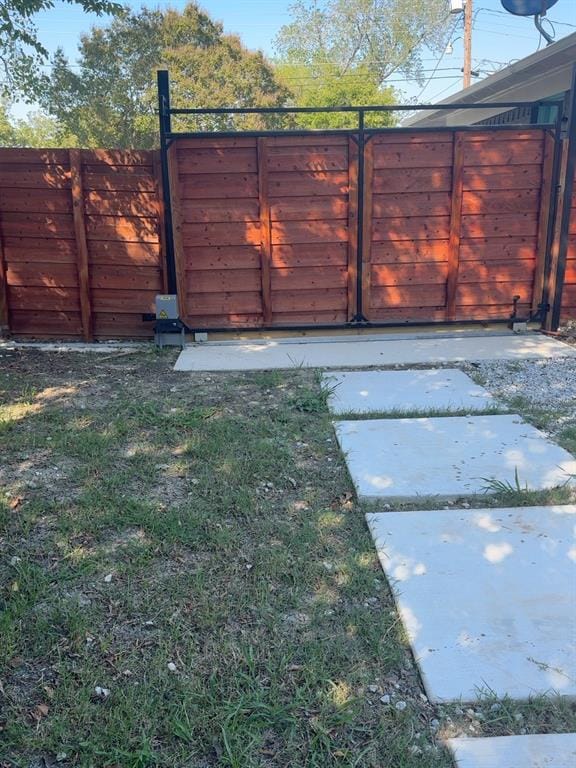 2512 Mcdearmon Street, Sachse TX 75048 - Photo 3