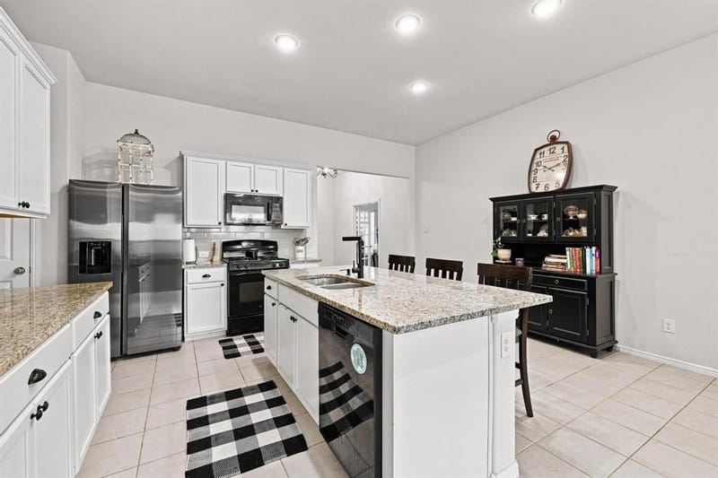 949 Slate Lane, Celina TX 75009 - Photo 16