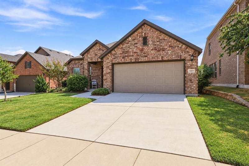 949 Slate Lane, Celina TX 75009 - Photo 4