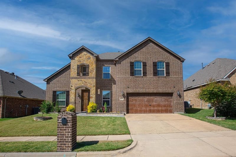 1002 Nail Lane, Euless TX 76040