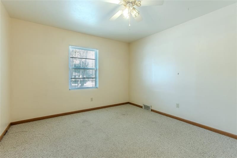 400 Randle Drive, Woodway TX 76712 - Photo 15