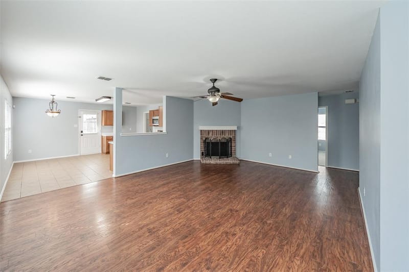 4512 Hounds Tail Lane, Fort Worth TX 76244 - Photo 3